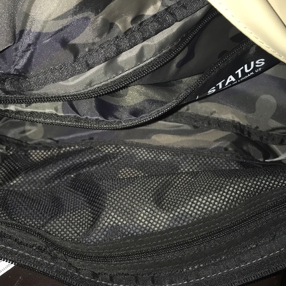 Vooray Status tan waist pack water resistant new - Picture 5 of 6